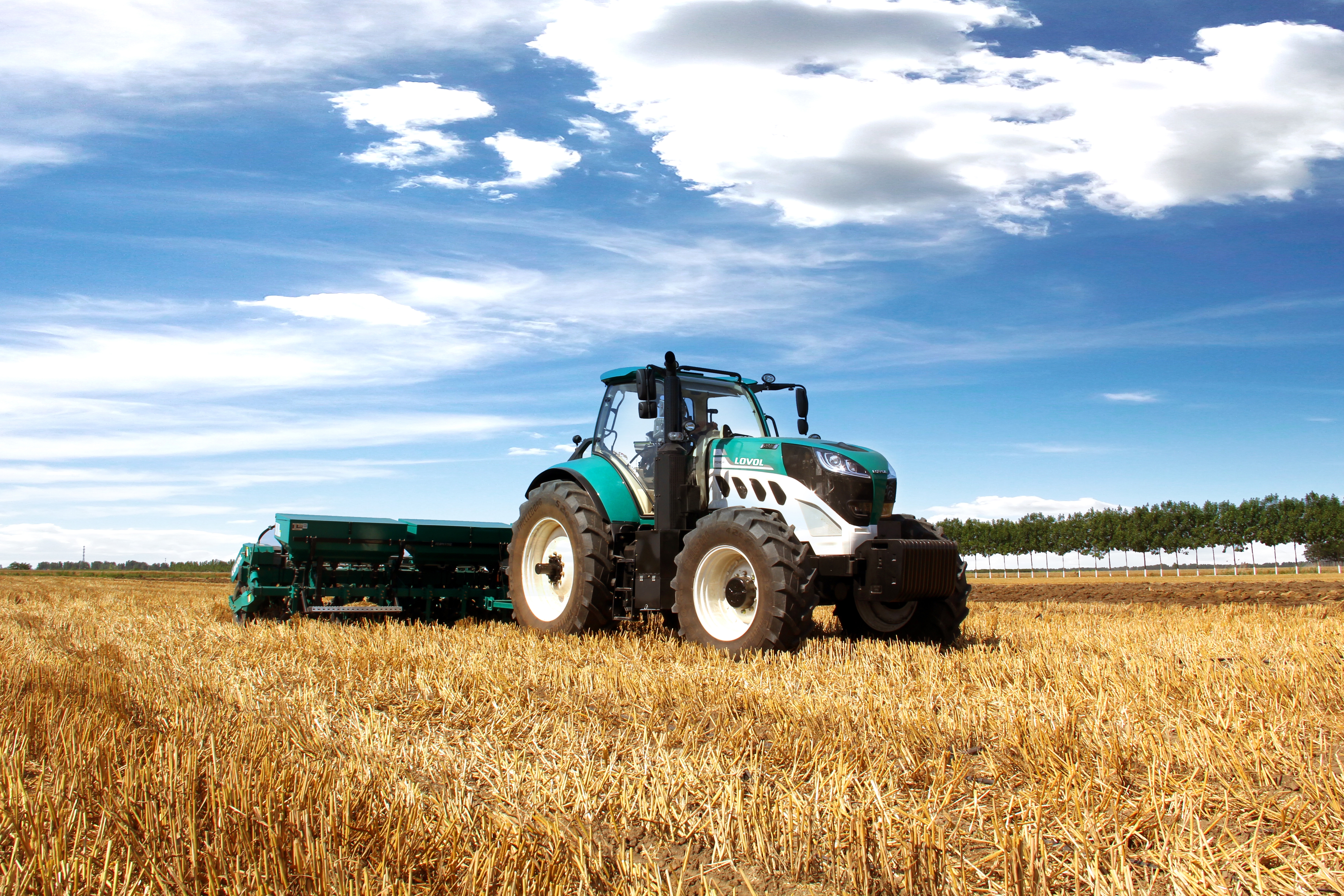 Soluciones de potencia para tractores agrícolas inteligentes